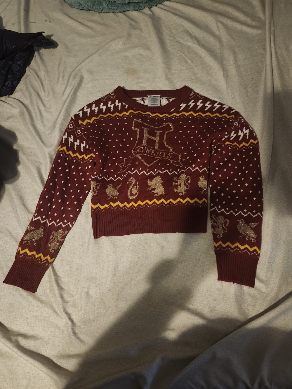 Gryffindor Hogwarts Cropped Sweater - Maroon & Gold